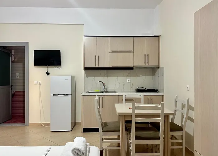 Erjon Apartments