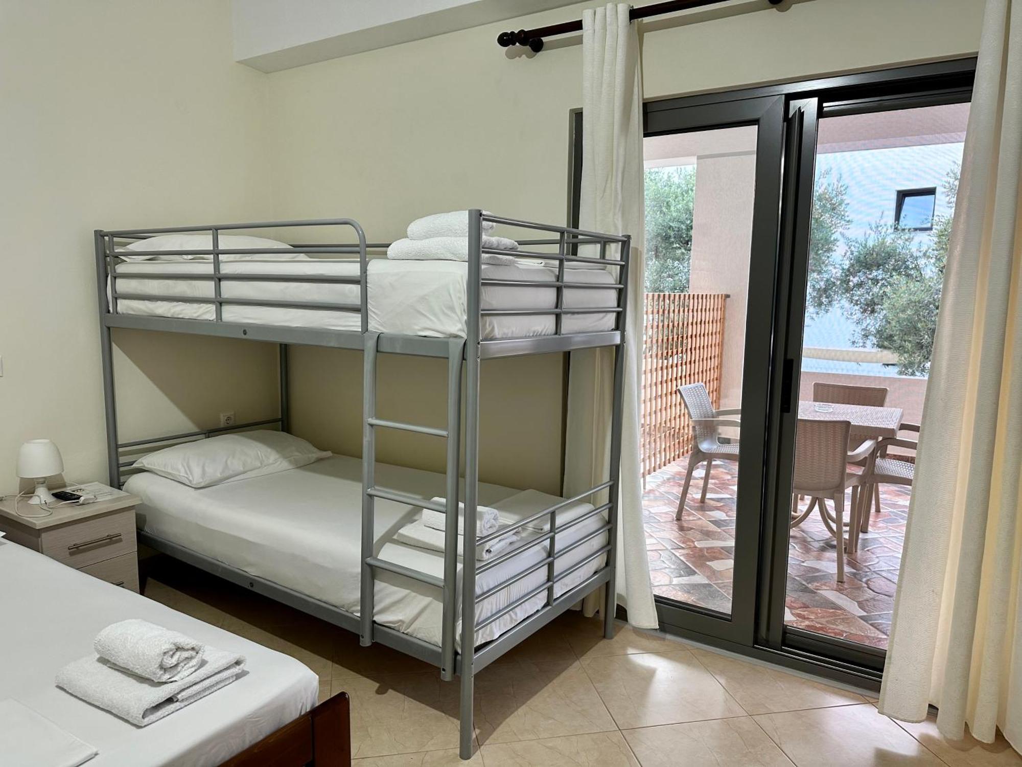 Erjon Appartement